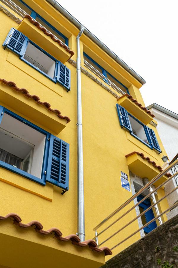 Old Beauty Apartamento Novi Vinodolski Exterior foto