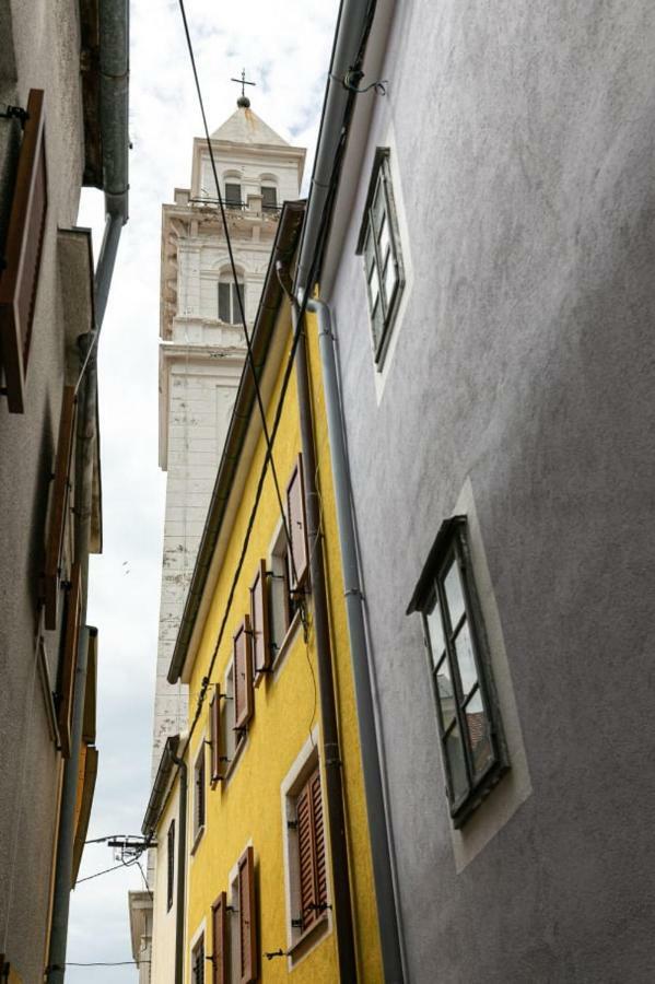 Old Beauty Apartamento Novi Vinodolski Exterior foto